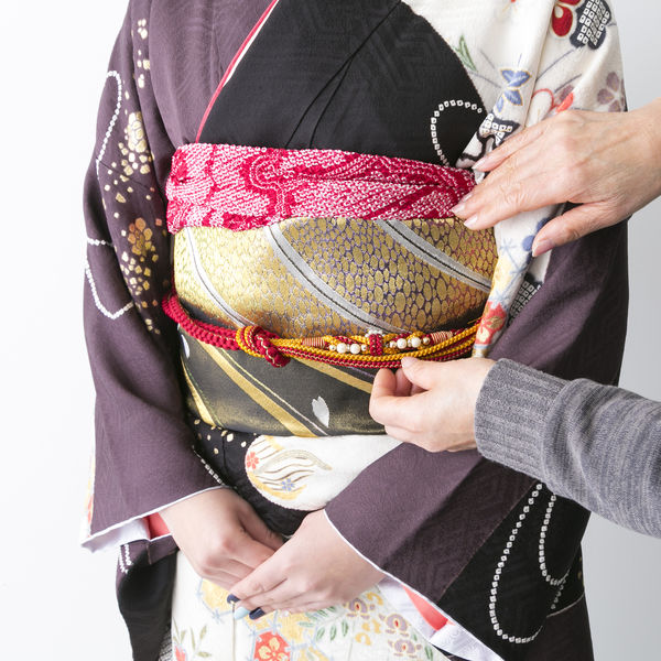 野田市にある美容室・SNIPでは着付けを行っております